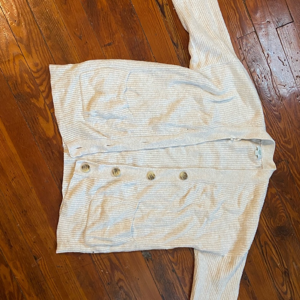 White Aerie Cardigan size XS